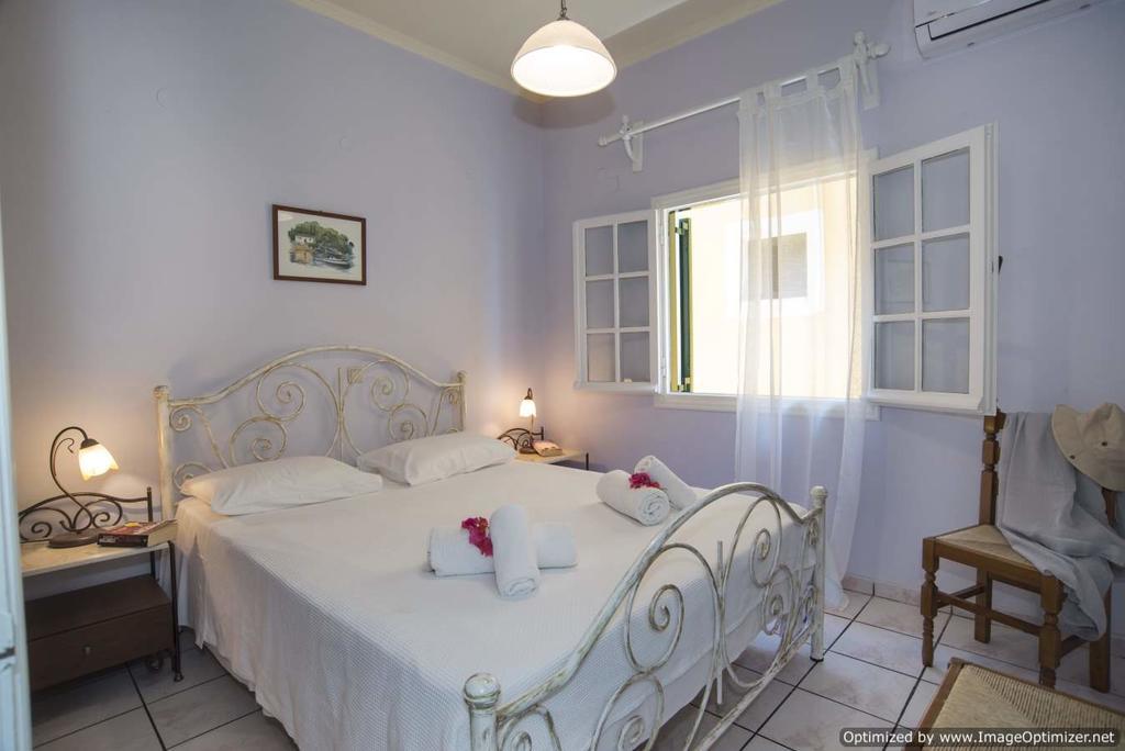 Christos Apartments & Studios Paxos Luaran gambar