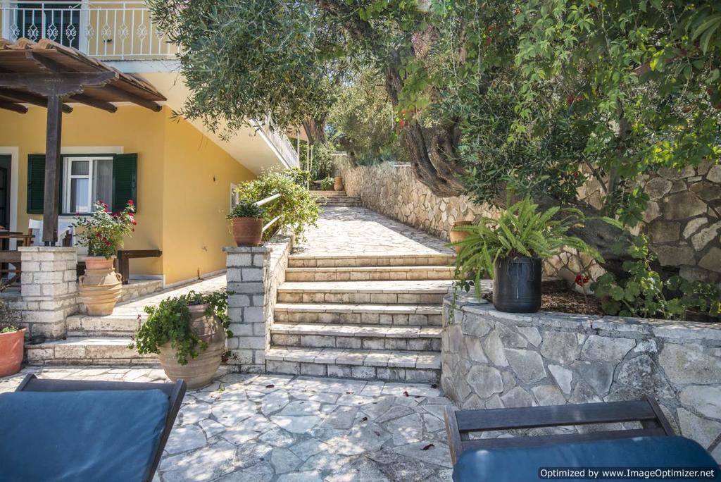 Christos Apartments & Studios Paxos Luaran gambar